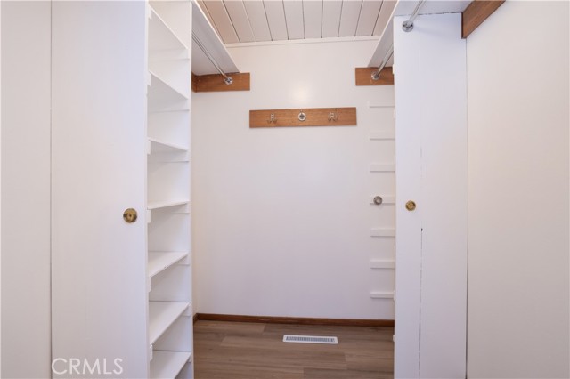 Detail Gallery Image 23 of 44 For 12719 Jimeno Ave, Granada Hills,  CA 91344 - 4 Beds | 2 Baths