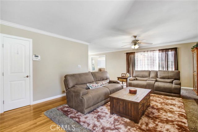 35710 Avenue H, Yucaipa CA: https://media.crmls.org/medias/1755226f-631b-44d6-be54-b04e0f4214cb.jpg