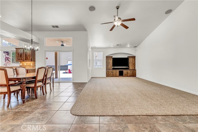 Detail Gallery Image 14 of 54 For 300 S Lombardi St, Porterville,  CA 93257 - 4 Beds | 2 Baths