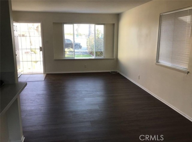 Detail Gallery Image 10 of 29 For 4411 Farquhar, Los Alamitos,  CA 90720 - – Beds | – Baths