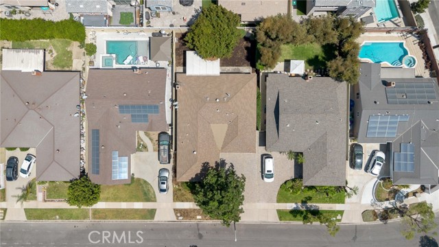 8065 E Ring Street, Long Beach CA: https://media.crmls.org/medias/17570f6f-4fff-4c89-b47a-0e7525eef70a.jpg