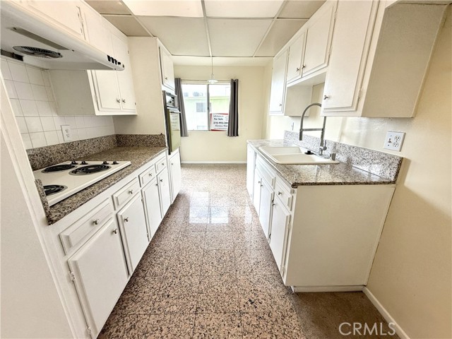 Detail Gallery Image 11 of 27 For 1301 S Atlantic Bld 234c,  Monterey Park,  CA 91754 - 2 Beds | 2 Baths