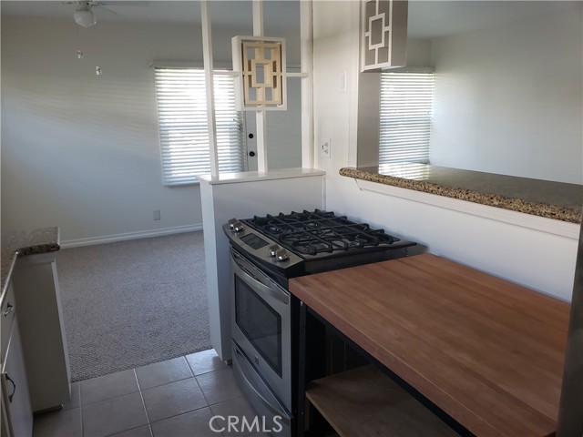 Detail Gallery Image 7 of 38 For 3630 E 2nd St #1,  Long Beach,  CA 90803 - 2 Beds | 1 Baths