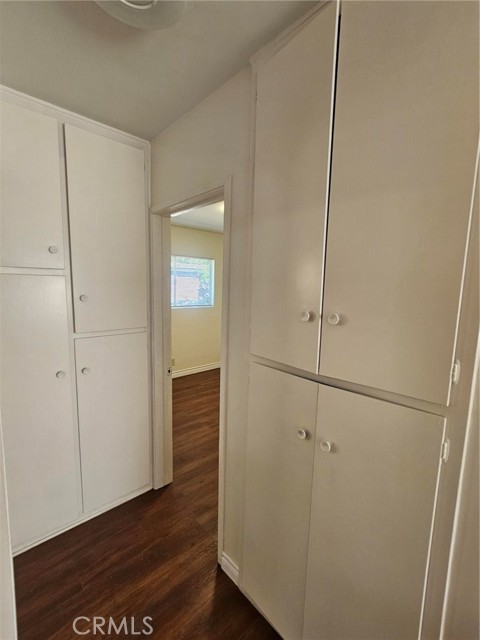 1214 E Broadway, Glendale CA: https://media.crmls.org/medias/175925bd-bbec-46ef-b52d-7bc872c34b72.jpg