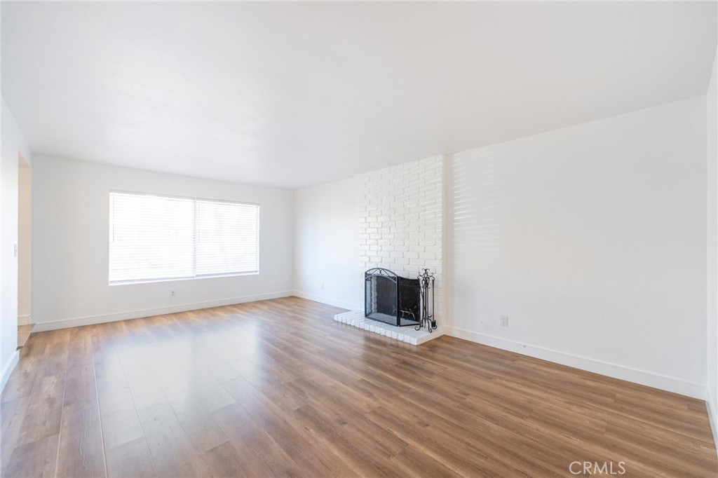 MLS #OC25273090 image #13