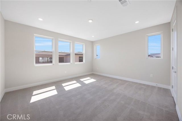 173 Creation, Irvine CA: https://media.crmls.org/medias/175b0a92-96ad-4f17-a77b-3cfb975a53f9.jpg