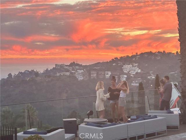 Detail Gallery Image 86 of 200 For 7930 Vulcan Dr, Los Angeles,  CA 90046 - 7 Beds | 8/1 Baths