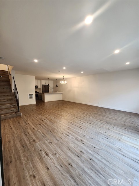 Detail Gallery Image 9 of 36 For 120 S Francisca Ave #18,  Redondo Beach,  CA 90277 - 2 Beds | 2/1 Baths