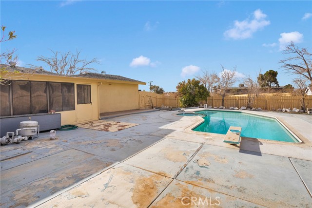 15539 Topango Rd., Victorville CA: https://media.crmls.org/medias/175ca4e8-4fdc-4310-9838-82e1d38ff88a.jpg