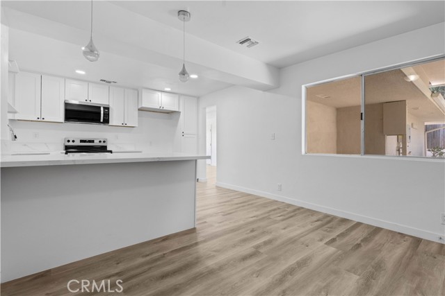 11170 Rosarita Drive, Loma Linda CA: https://media.crmls.org/medias/175d5fbb-b16e-441d-aa33-cb8a55b8c80d.jpg