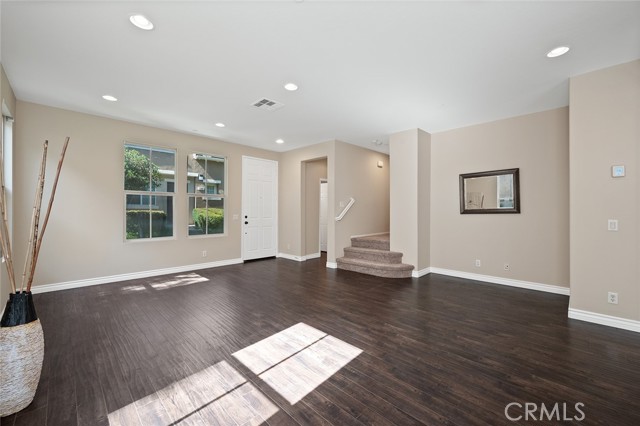 Detail Gallery Image 4 of 40 For 12584 Montaivo Ln, Corona,  CA 91752 - 4 Beds | 2/1 Baths