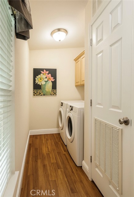 Detail Gallery Image 13 of 41 For 4382 Lahaina Dr, Huntington Beach,  CA 92649 - 3 Beds | 2 Baths