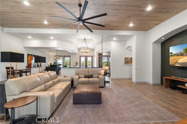 Image 11 of 70 For 54774 Bautista Road