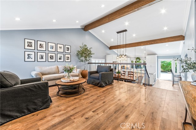 5732 Anthony Ave, Garden Grove CA: https://media.crmls.org/medias/1760ed3d-38ef-40ef-8874-45a7d25e5ffb.jpg
