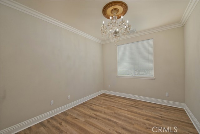 Detail Gallery Image 33 of 56 For 1235 Vintage Oak St, Simi Valley,  CA 93063 - 5 Beds | 4/1 Baths