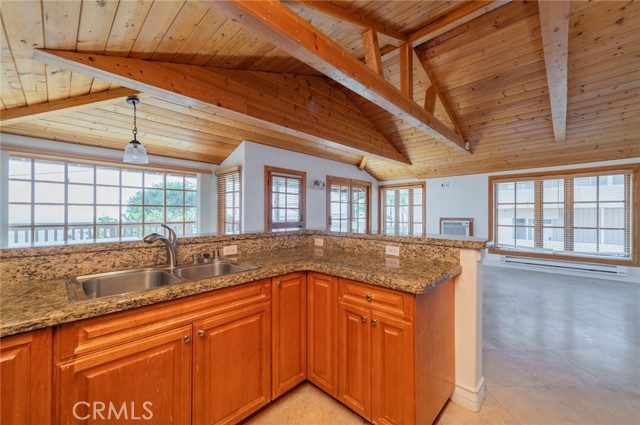 Detail Gallery Image 9 of 37 For 2007 S Coast Hwy Unit B, Laguna Beach,  CA 92651 - 1 Beds | 1 Baths