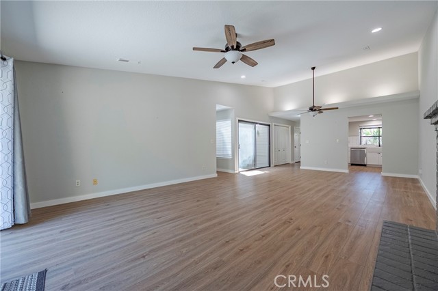 1305 Paseo Redondo Drive, Merced CA: https://media.crmls.org/medias/17630622-6f6f-4189-ac33-f413c27e55af.jpg
