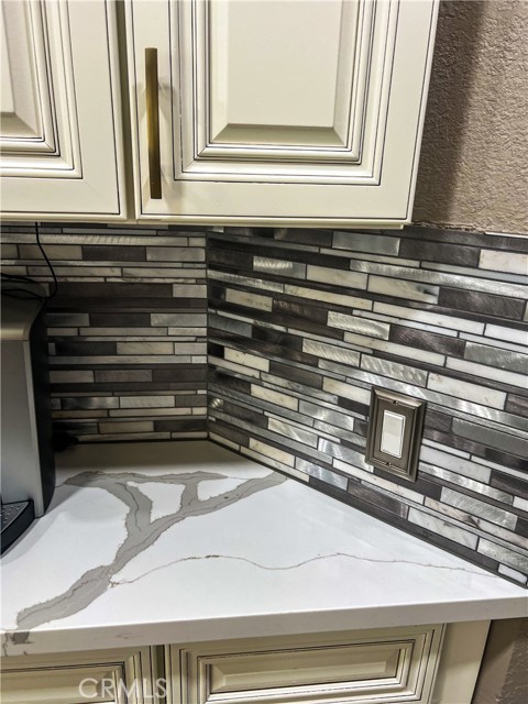 11576 Star Street, Adelanto CA: https://media.crmls.org/medias/17637d50-8c32-4c48-9cff-4d821127e694.jpg