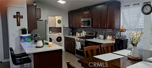 Detail Gallery Image 11 of 35 For 16600 Orange Ave #23,  Paramount,  CA 90723 - 3 Beds | 2 Baths