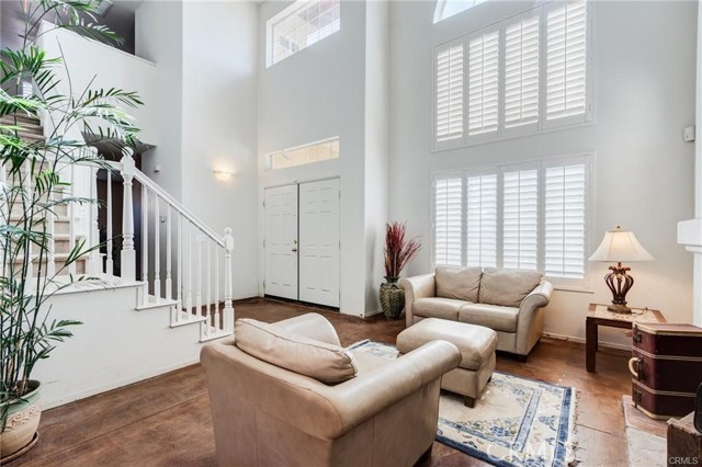 8961 Newcastle Avenue, Hesperia CA: https://media.crmls.org/medias/1765492f-688d-4a67-9ba4-2016cfec6cc7.jpg