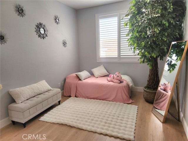 Image 28 of 72 For 26523 Starling Court