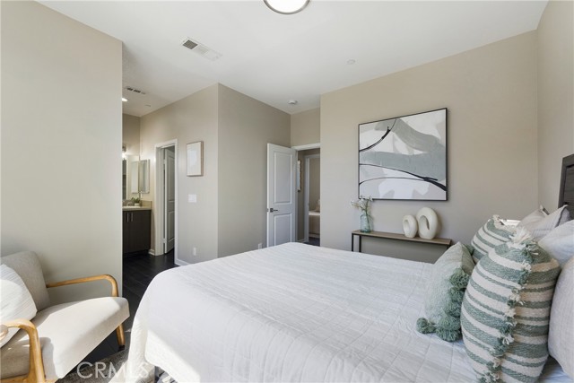 Detail Gallery Image 18 of 39 For 168 N Orange Ave, Brea,  CA 92821 - 3 Beds | 3/1 Baths