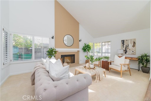 Detail Gallery Image 9 of 39 For 15 Elderberry, Irvine,  CA 92603 - 3 Beds | 2/1 Baths