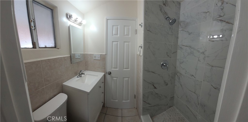 https://media.crmls.org/medias/17669209-4aa8-42ff-b900-5eb7e9c81d66.jpg?preset=X-Large
