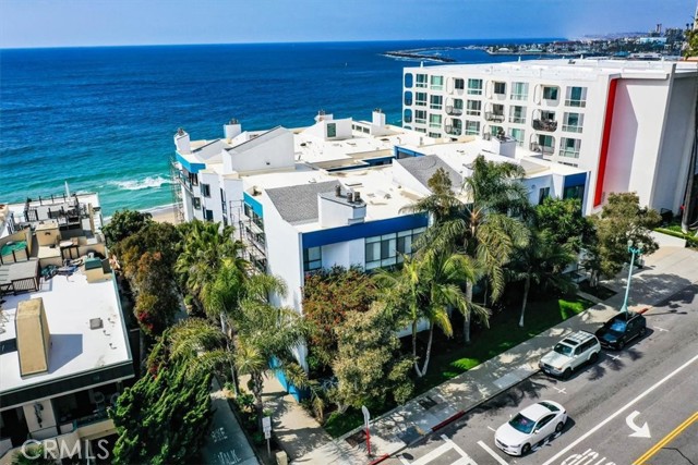 575 Esplanade, Redondo Beach, California 90277, 2 Bedrooms Bedrooms, ,2 BathroomsBathrooms,Residential,Sold,Esplanade,SB22072005