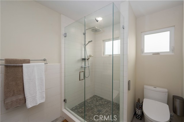 6017 Carnegie Street, San Diego CA: https://media.crmls.org/medias/17675a75-0978-4ee5-a4df-88a462cc829c.jpg