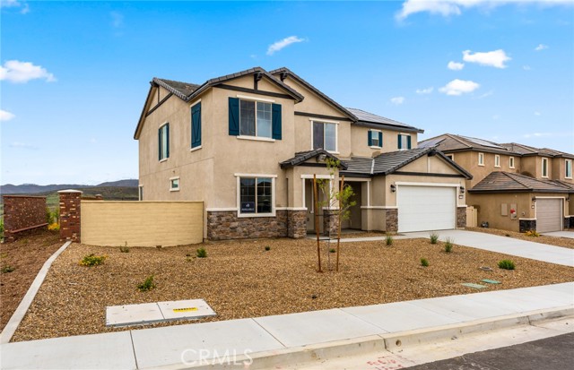 4166 Merrifield Street, Lake Elsinore CA: https://media.crmls.org/medias/1767c923-d7ba-4adf-afc1-b41f9280d6a1.jpg