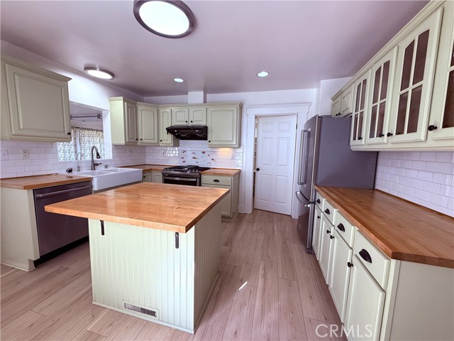 Detail Gallery Image 9 of 23 For 1123 Fairview Ave, South Pasadena,  CA 91030 - 4 Beds | 4 Baths