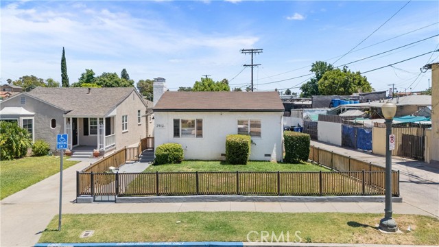 2912 Covina Street, Los Angeles CA: https://media.crmls.org/medias/1768a9c3-3b4e-4e4a-bb49-74fe2eaf51ea.jpg