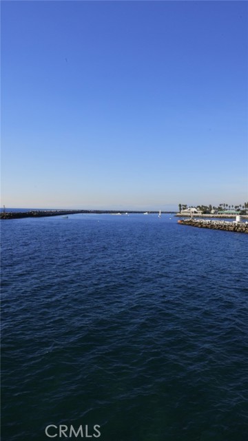 Detail Gallery Image 9 of 49 For 107 S Helberta Avenue, Redondo Beach,  CA 90277 - – Beds | – Baths