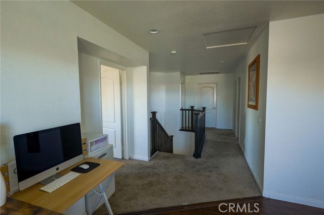 Detail Gallery Image 11 of 15 For 17036 Mastodon Pl, Victorville,  CA 92394 - 3 Beds | 2/1 Baths
