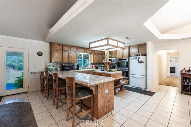 Detail Gallery Image 7 of 49 For 26898 Avenue 18 1/4, Madera,  CA 93638 - 5 Beds | 3 Baths