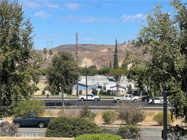 Detail Gallery Image 17 of 27 For 26961 Rainbow Glen Dr #733,  Canyon Country,  CA 91351 - 2 Beds | 2 Baths