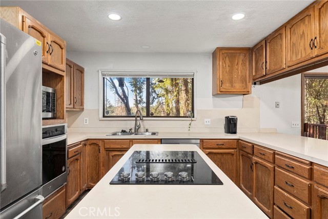 Detail Gallery Image 14 of 52 For 14177 Racine Cir, Magalia,  CA 95954 - 4 Beds | 3 Baths