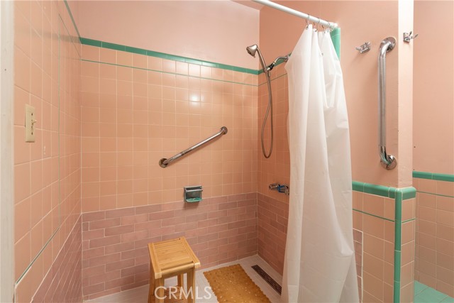 Detail Gallery Image 48 of 49 For 1731 Roscomare Rd, Los Angeles,  CA 90077 - 4 Beds | 4 Baths