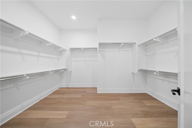 101 Lustro, Irvine CA: https://media.crmls.org/medias/176c954d-4acd-4106-9142-5998b984bd00.jpg