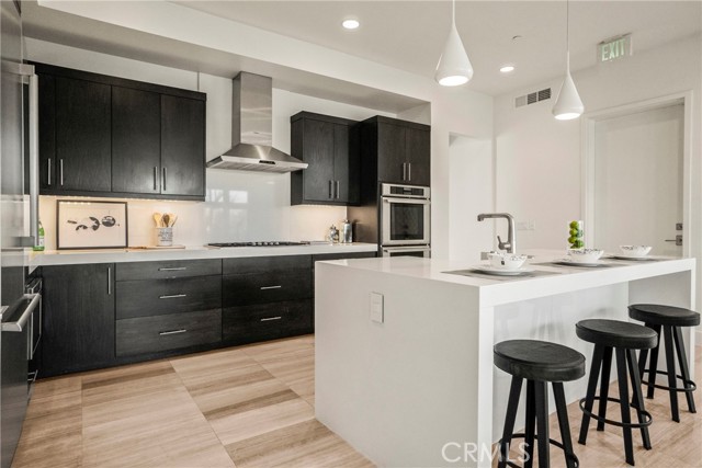 Detail Gallery Image 11 of 40 For 12695 Sandhill Ln #3,  Playa Vista,  CA 90094 - 3 Beds | 2/1 Baths