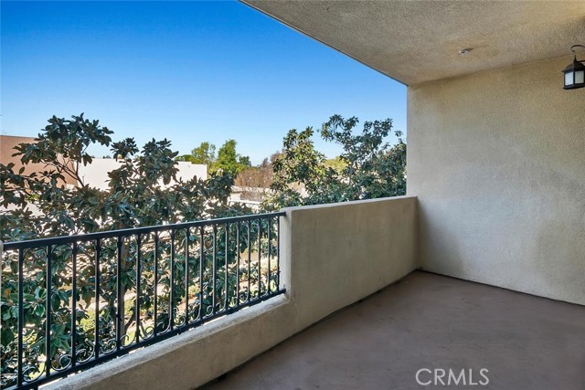Detail Gallery Image 46 of 54 For 13935 Burbank Bld #203,  Valley Glen,  CA 91401 - 2 Beds | 2 Baths