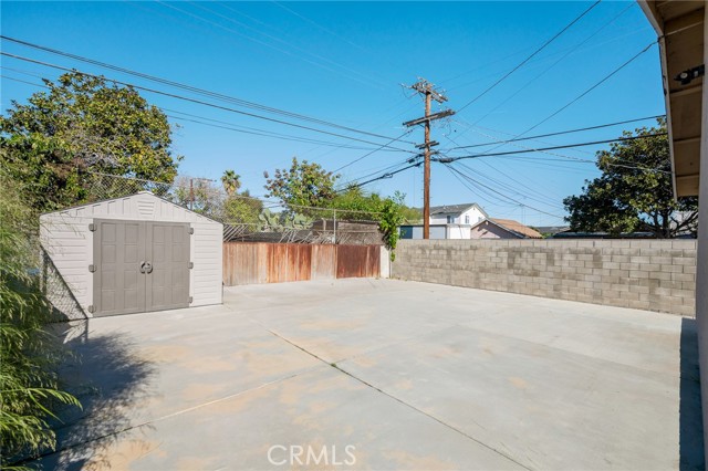Detail Gallery Image 23 of 26 For 857 E 109th, Los Angeles,  CA 90059 - 4 Beds | 2 Baths