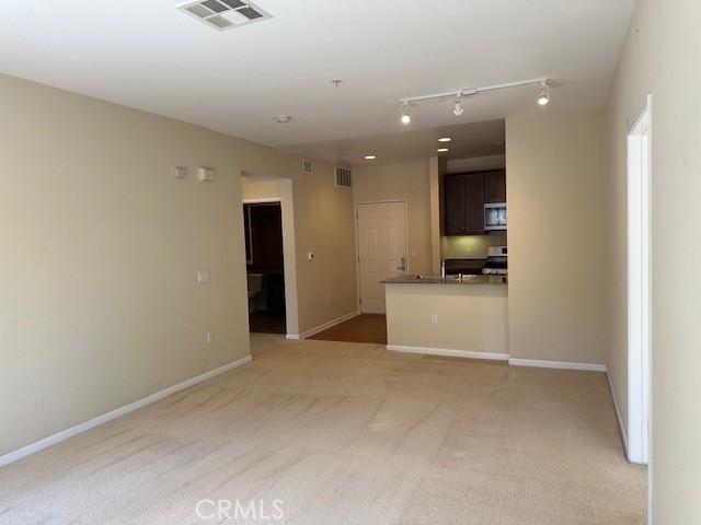2238 Scholarship, Irvine CA: https://media.crmls.org/medias/176ec80e-32bd-45ce-b438-840ca71e1093.jpg
