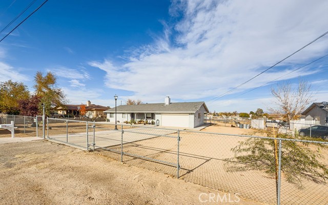 Detail Gallery Image 7 of 35 For 18492 Live Oak St, Hesperia,  CA 92345 - 3 Beds | 2 Baths