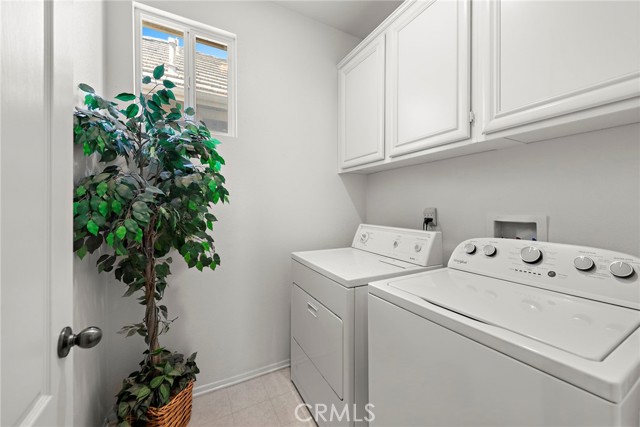 81 Mercantile Way, Ladera Ranch CA: https://media.crmls.org/medias/1770534f-e521-4ce0-8b9a-dfd7de27e249.jpg