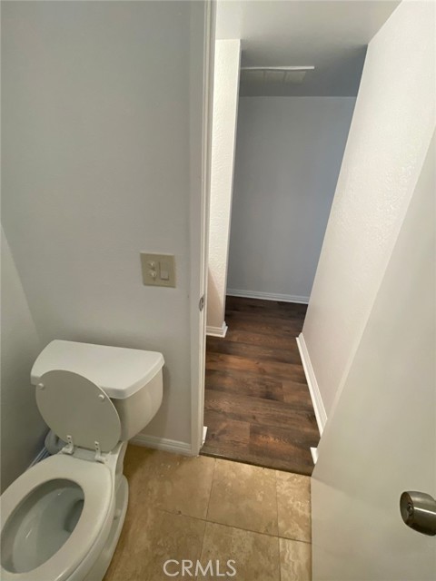 Detail Gallery Image 13 of 41 For 1620 Neil Armstrong St #203,  Montebello,  CA 90640 - 3 Beds | 2 Baths