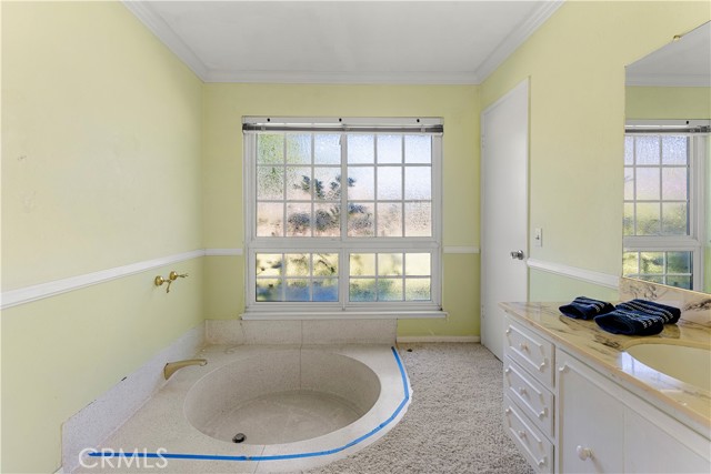Jack and Jill Bath
