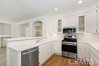 Detail Gallery Image 9 of 30 For 1420 Augusta Dr, Upland,  CA 91786 - 3 Beds | 2/1 Baths