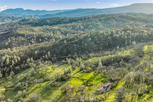 17023 Hofacker Lane, Lower Lake CA: https://media.crmls.org/medias/177232fa-7e82-4d53-8e52-5994328ddcfe.jpg